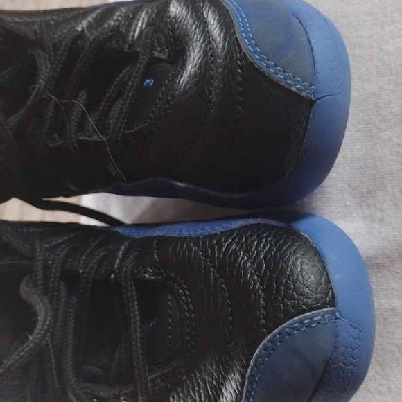 BOYS Shoes by MICHAEL JORDAN - Picture 9 of 15